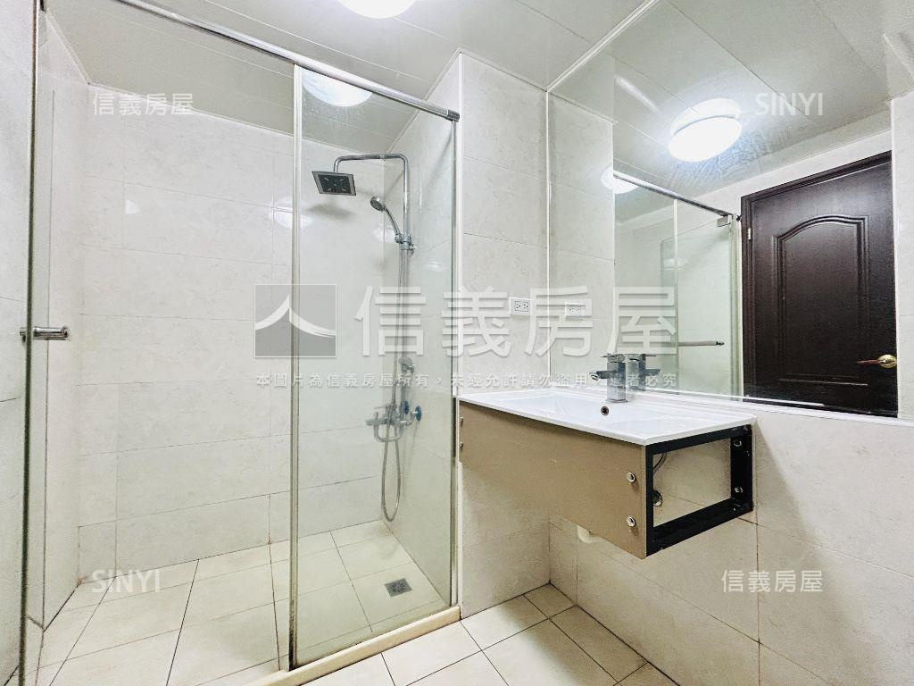 謙樹朝南山海美景３房房屋室內格局與周邊環境