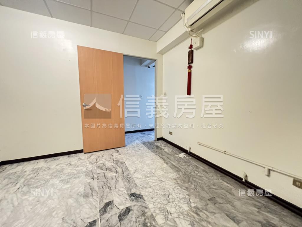 翡翠名宮㊔敦化學區五房房屋室內格局與周邊環境