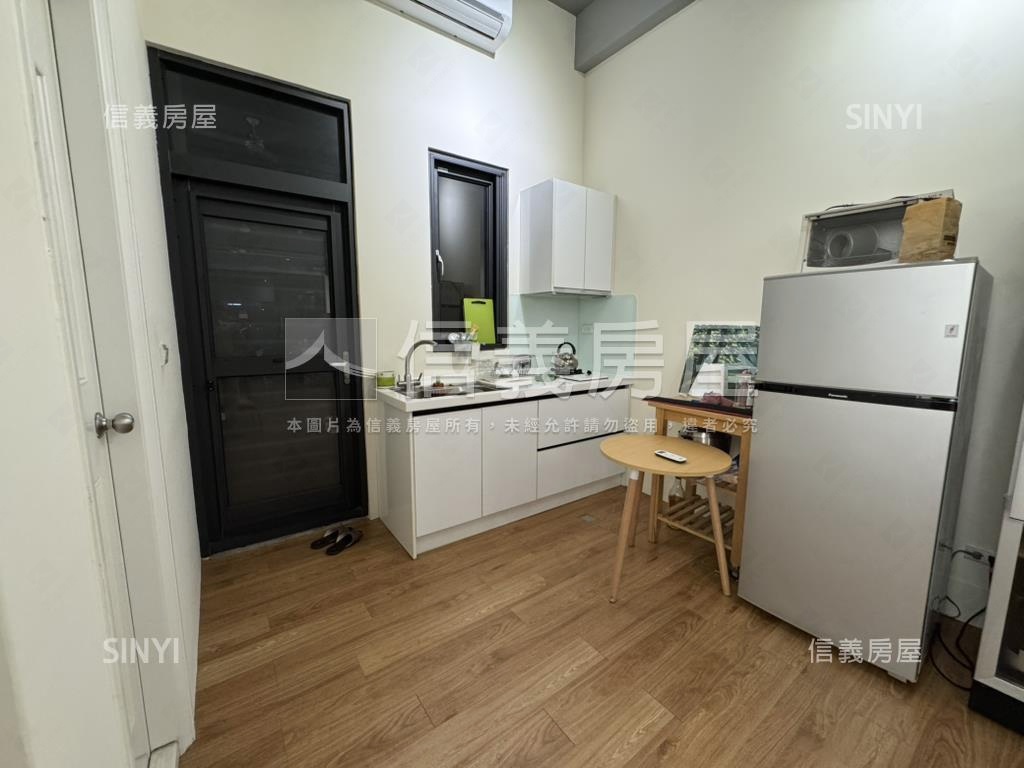 低總價！梅亭街美裝潢店面房屋室內格局與周邊環境