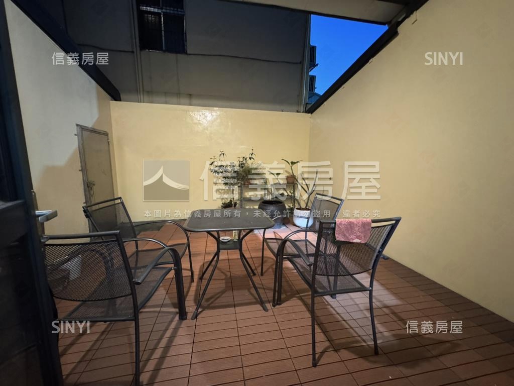 低總價！梅亭街美裝潢店面房屋室內格局與周邊環境