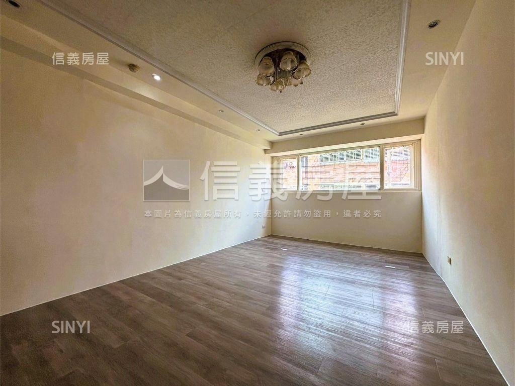 近未來萬大線電梯景觀３房房屋室內格局與周邊環境