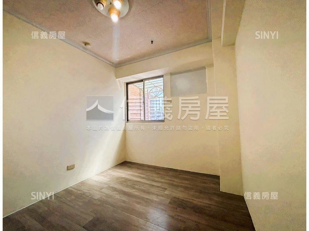 近未來萬大線電梯景觀３房房屋室內格局與周邊環境