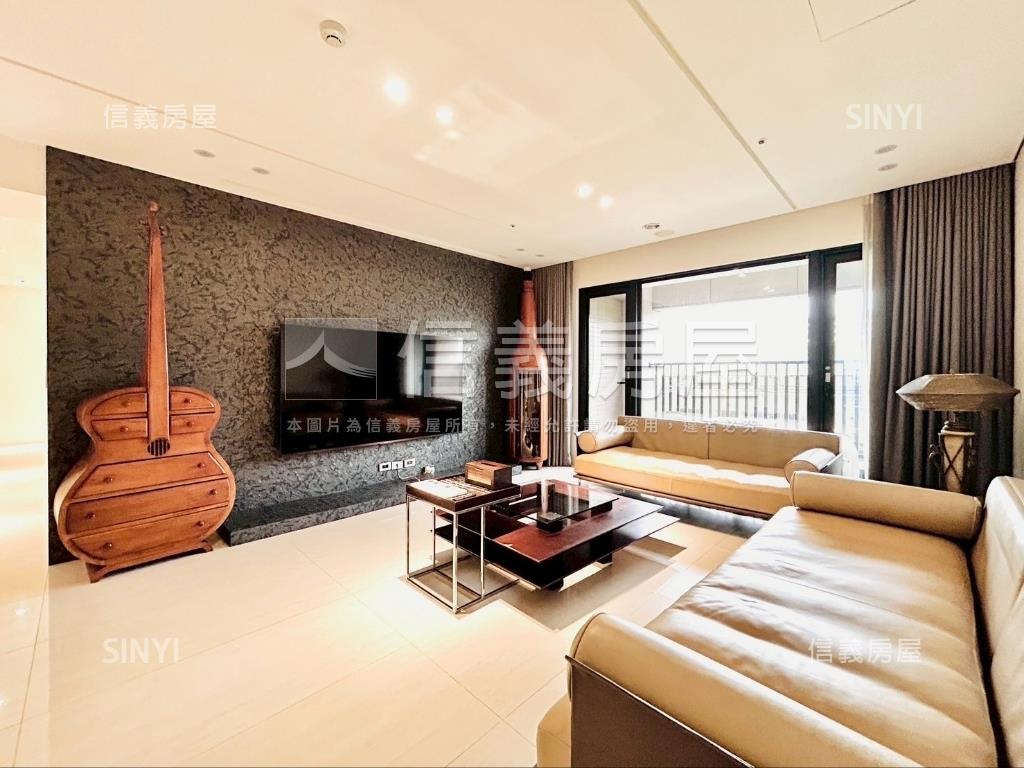 ＳＲＣ頂級奢華裝潢戶房屋室內格局與周邊環境