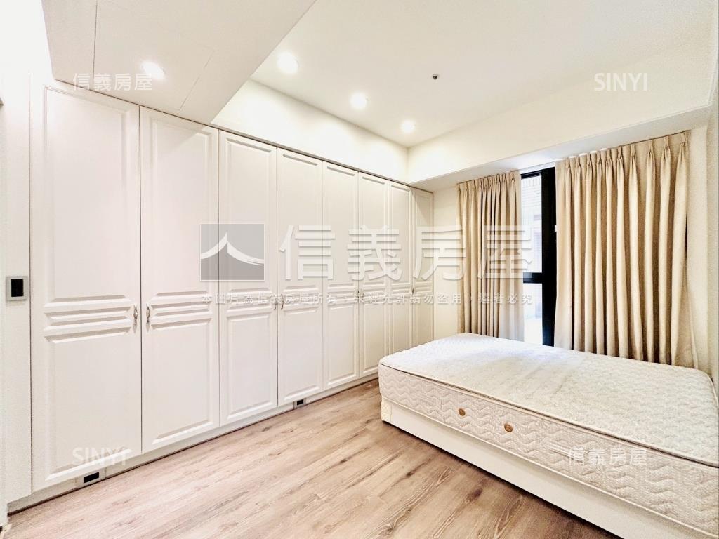 ＳＲＣ頂級奢華裝潢戶房屋室內格局與周邊環境