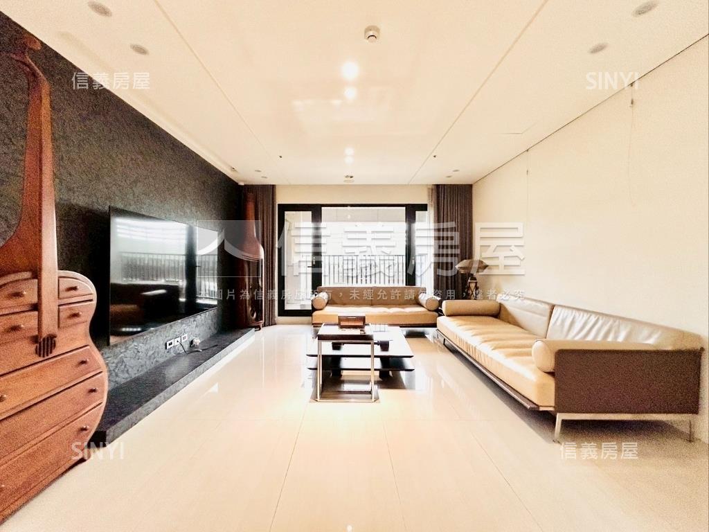 ＳＲＣ頂級奢華裝潢戶房屋室內格局與周邊環境