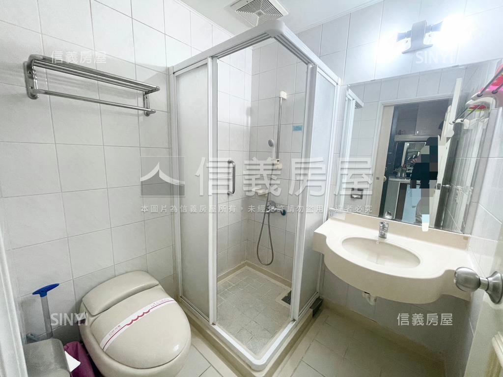 ８５高樓景觀套房房屋室內格局與周邊環境