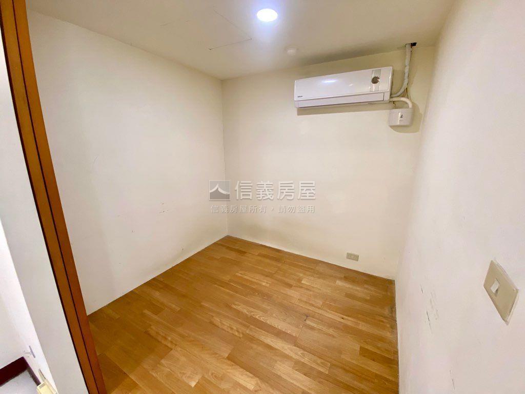 加州１＋１精緻小資宅房屋室內格局與周邊環境