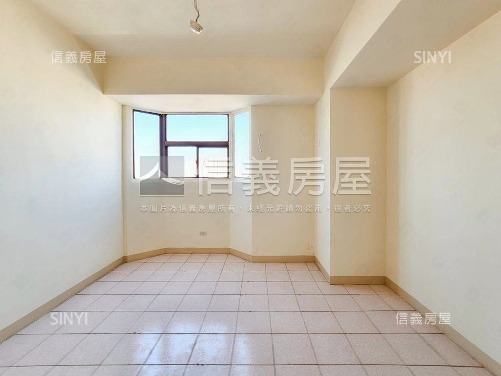 交流道★高樓層景觀美宅房屋室內格局與周邊環境