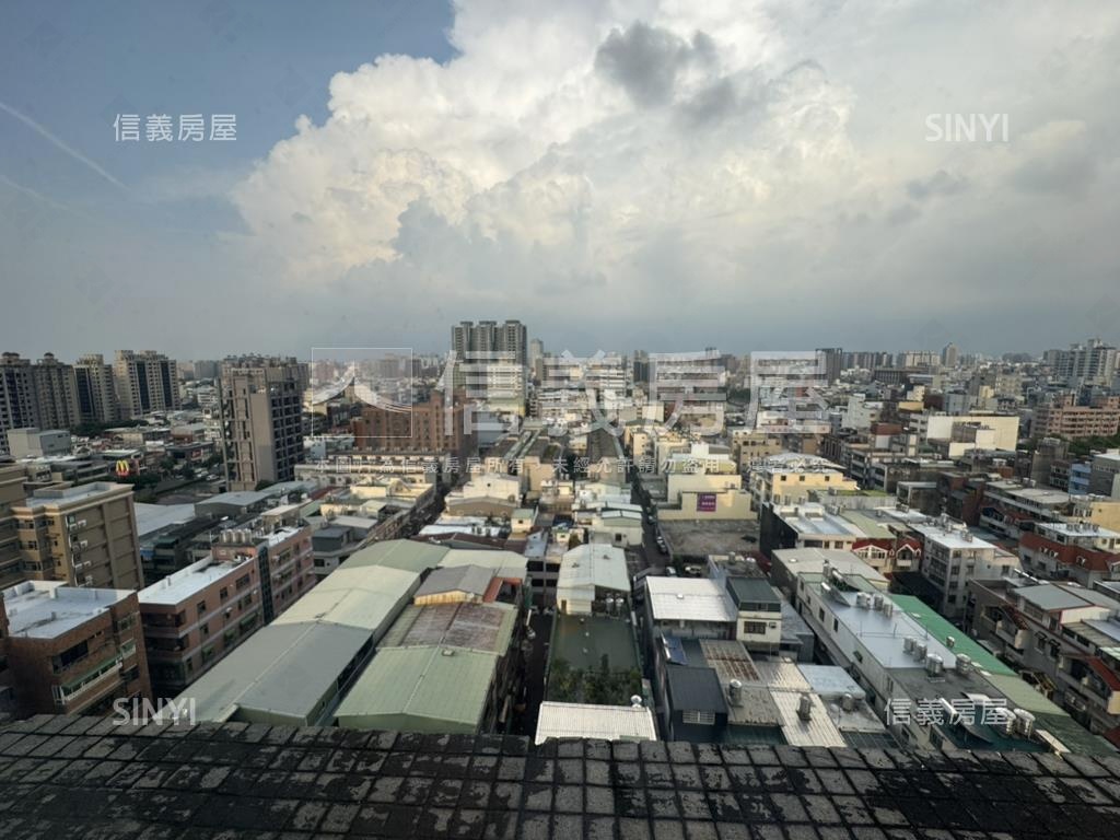 交流道★高樓層景觀美宅房屋室內格局與周邊環境