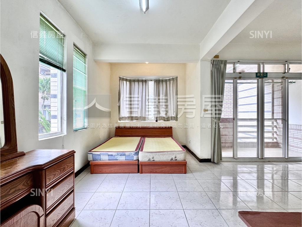 大社觀景山林度假別墅房屋室內格局與周邊環境