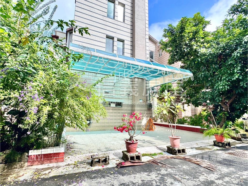 大社觀景山林度假別墅房屋室內格局與周邊環境