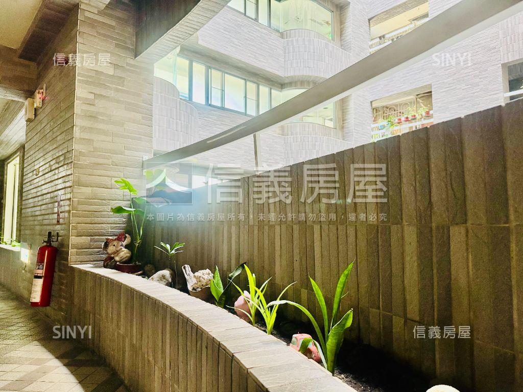 鄰探索公園景觀三房房屋室內格局與周邊環境