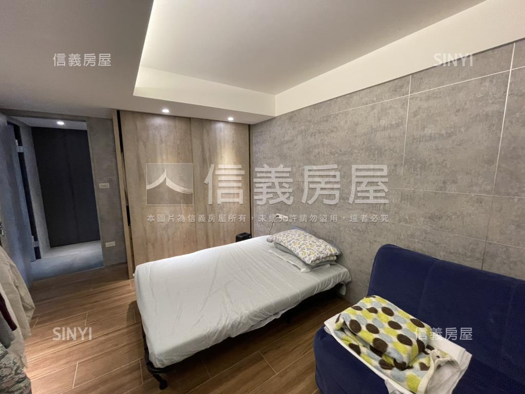 專任－面公園電梯裝潢豪邸房屋室內格局與周邊環境