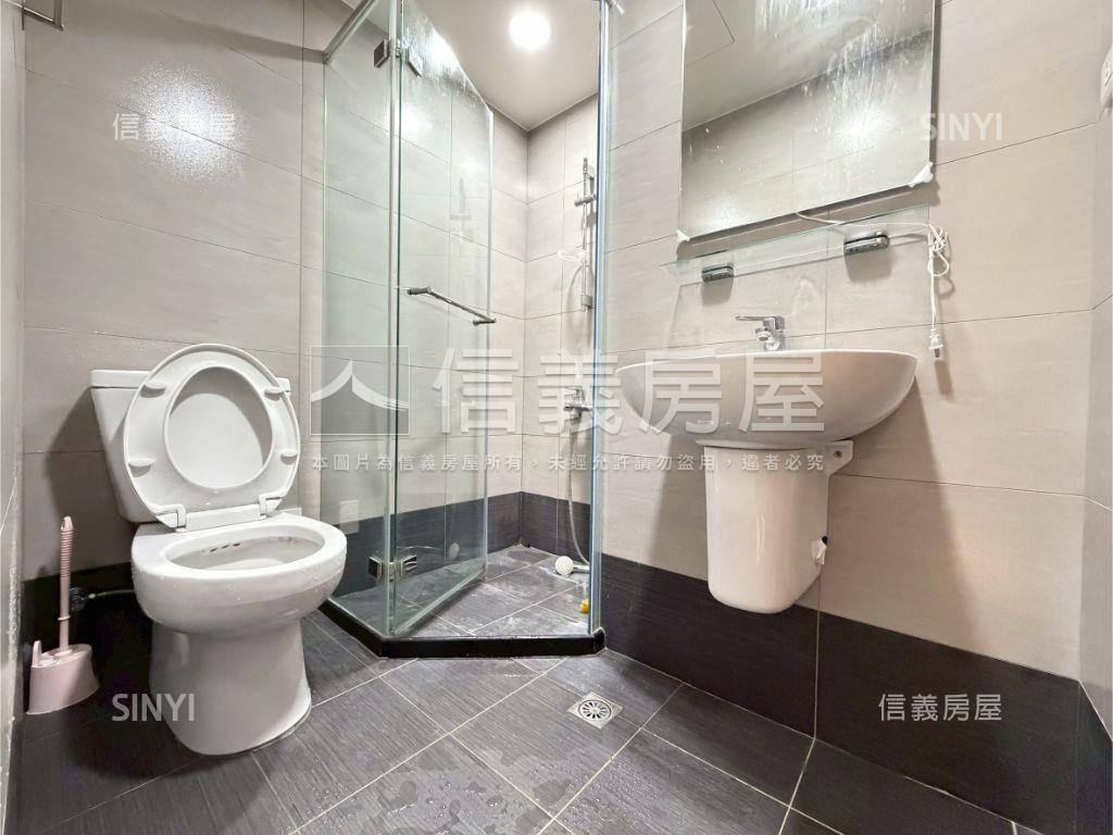 明新兩房雙衛浴精美房房屋室內格局與周邊環境