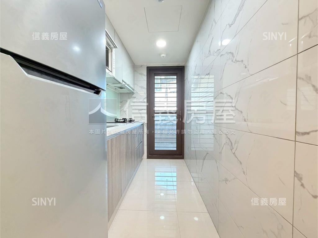 明新兩房雙衛浴精美房房屋室內格局與周邊環境