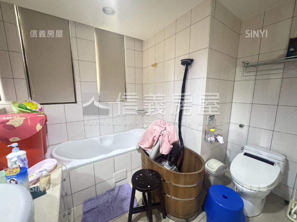 近青埔四房雙車位房屋室內格局與周邊環境