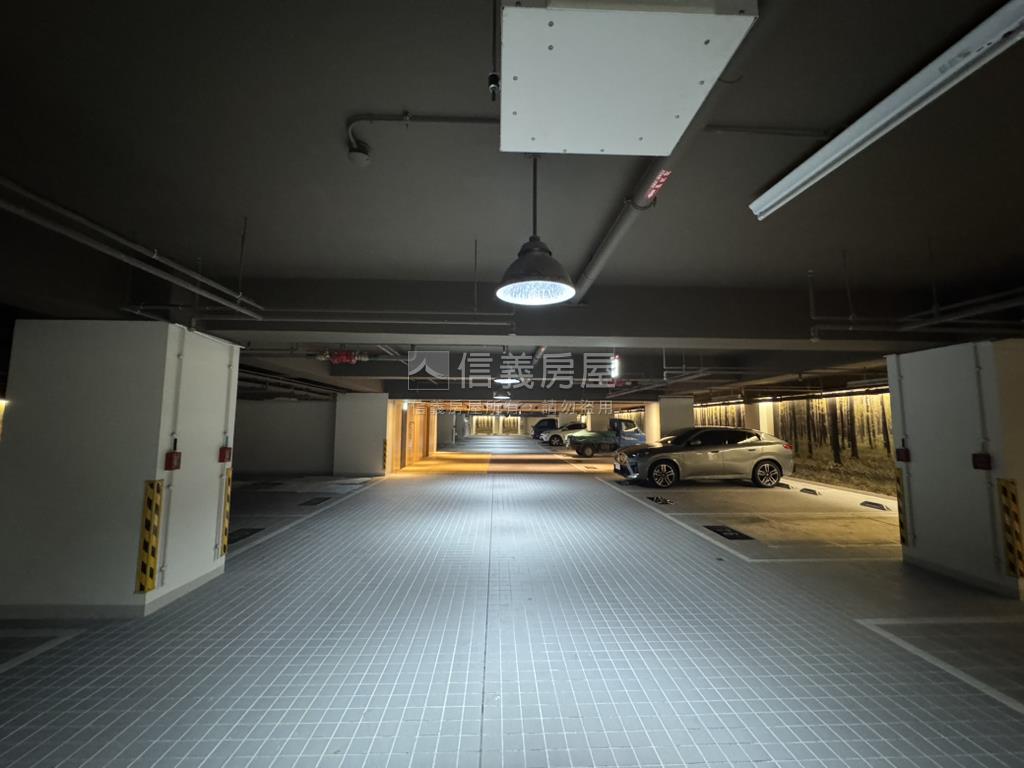 亞昕一緻全新落成三房平車房屋室內格局與周邊環境