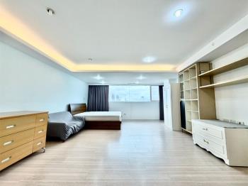 仁愛圓環大面採光亮房