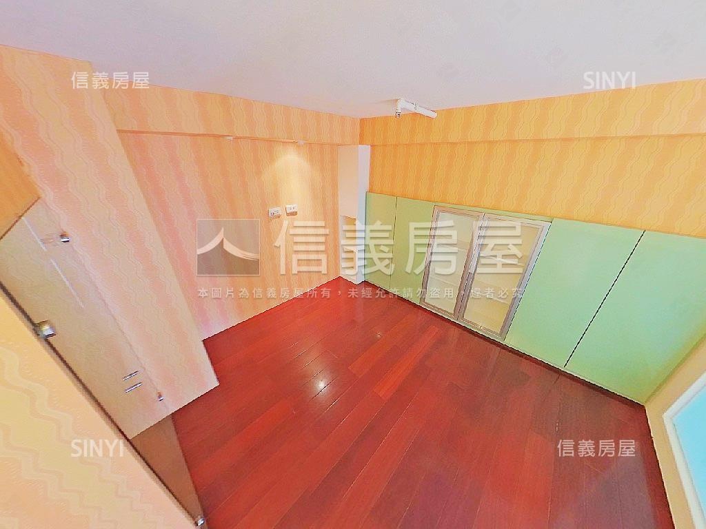 挑高就是爽！空間秒翻倍房屋室內格局與周邊環境