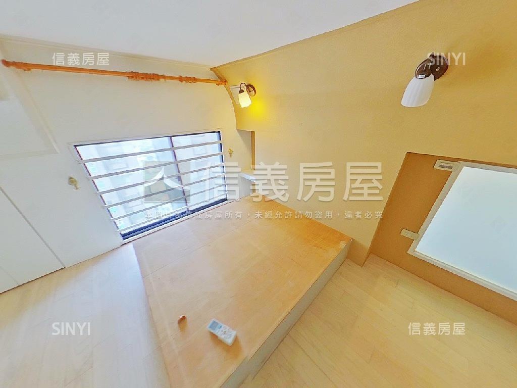 挑高就是爽！空間秒翻倍房屋室內格局與周邊環境