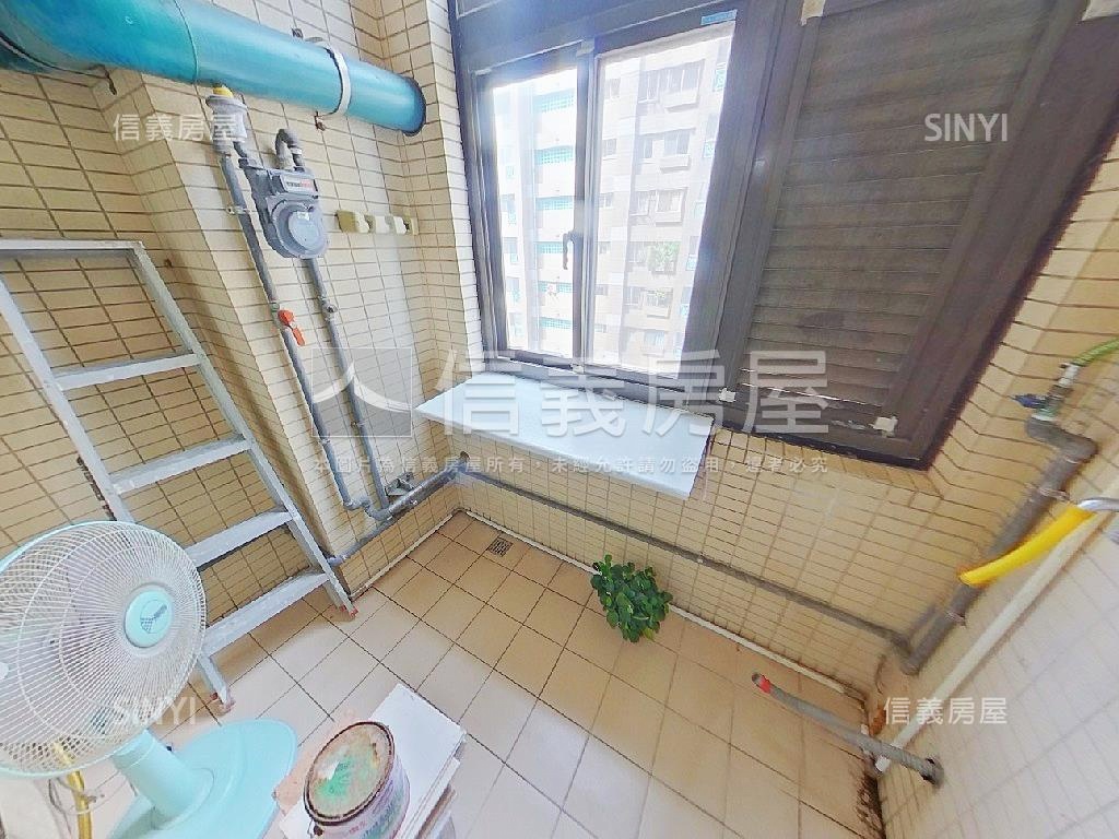 挑高就是爽！空間秒翻倍房屋室內格局與周邊環境