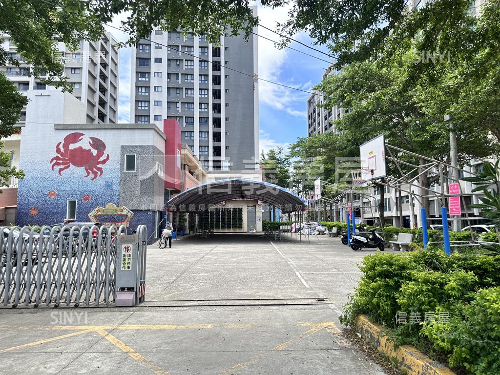 品益君品面公園３房大平車房屋室內格局與周邊環境