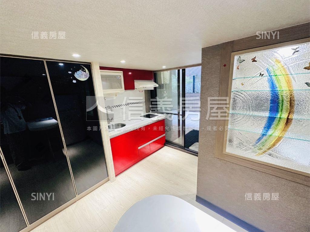碧潭有約稀有露台戶房屋室內格局與周邊環境