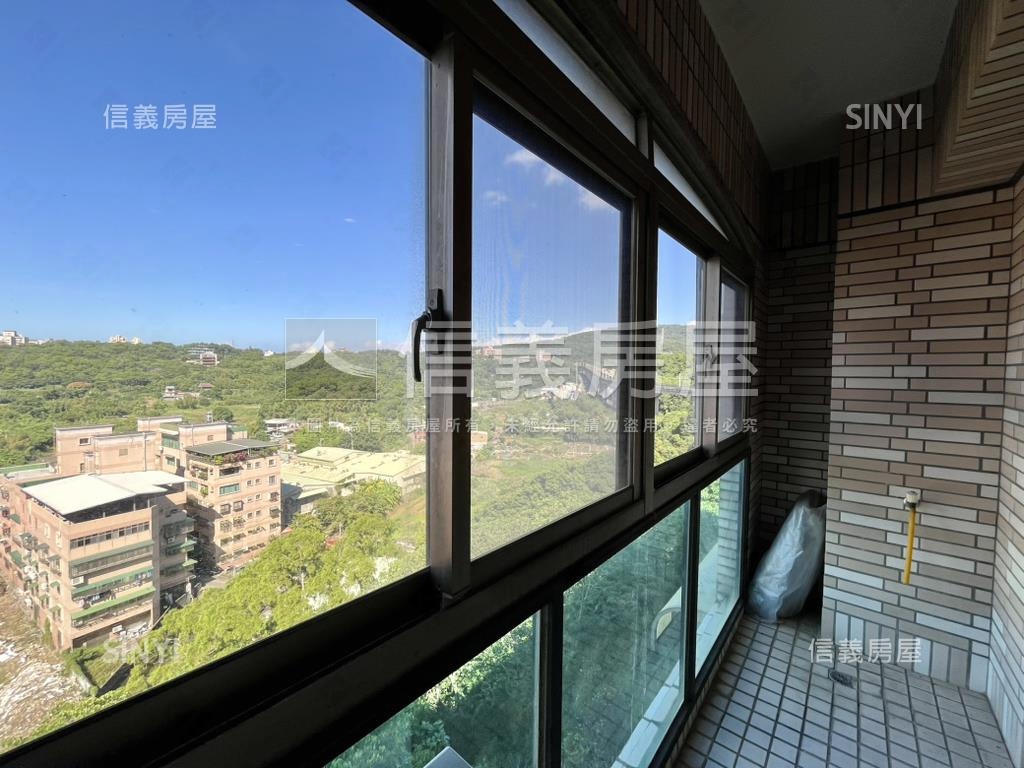 稀有國泰霞關景觀四房車位房屋室內格局與周邊環境