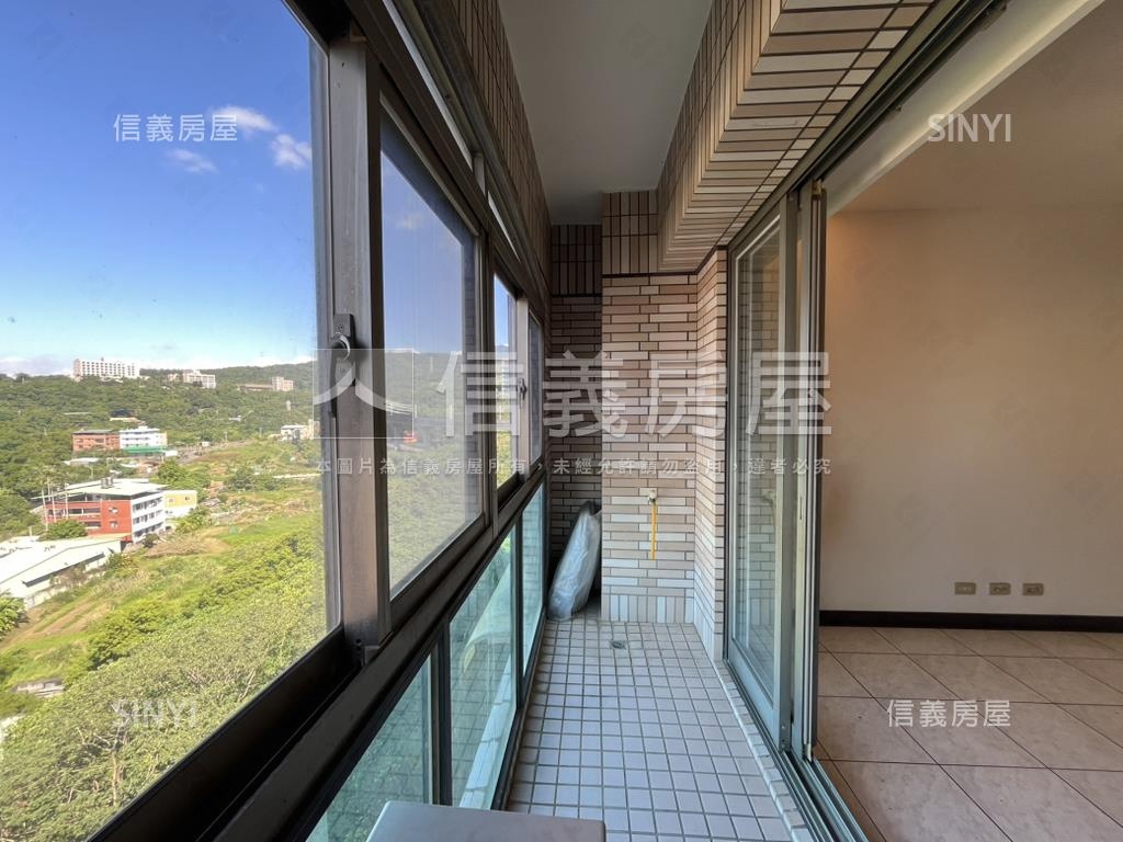 稀有國泰霞關景觀四房車位房屋室內格局與周邊環境