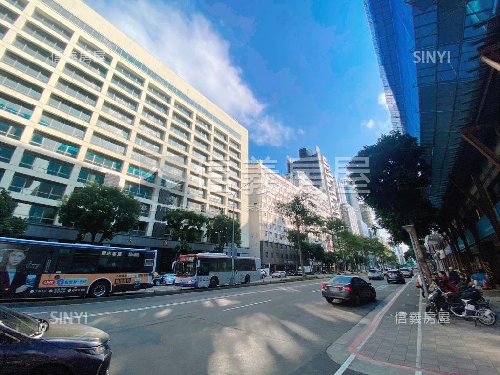 揚昇☆松韻精品三房露臺戶房屋室內格局與周邊環境