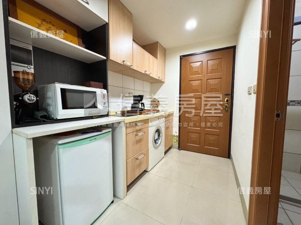 走路到高鐵站的雙翼套房房屋室內格局與周邊環境