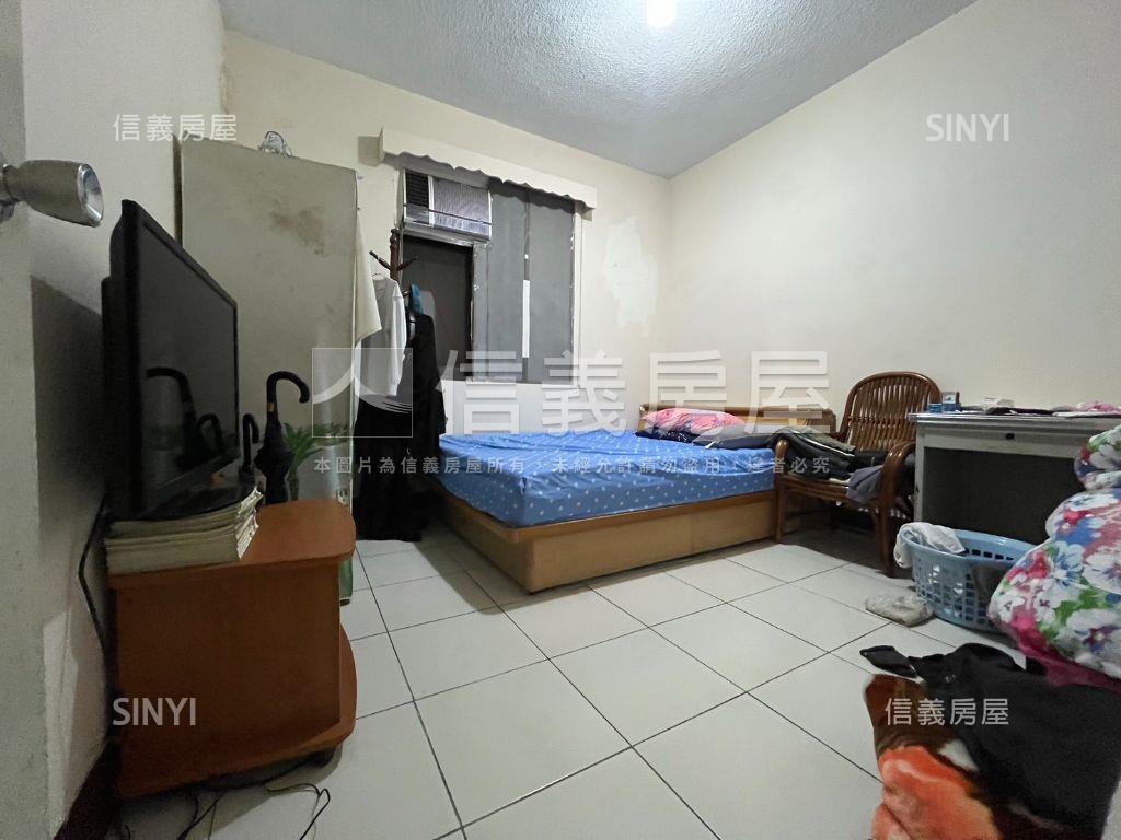 好方正！公寓二樓間間開窗房屋室內格局與周邊環境