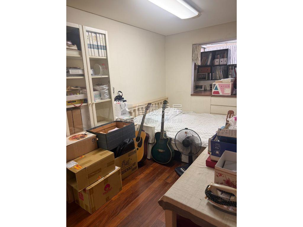 成功對流窗房屋室內格局與周邊環境