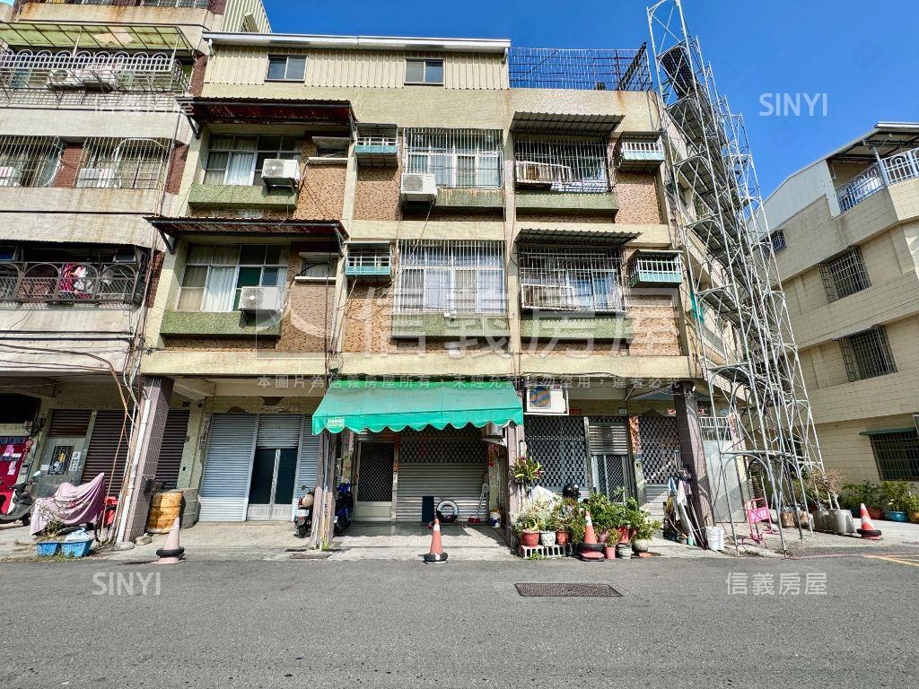 近車站公園首排正街透天房屋室內格局與周邊環境