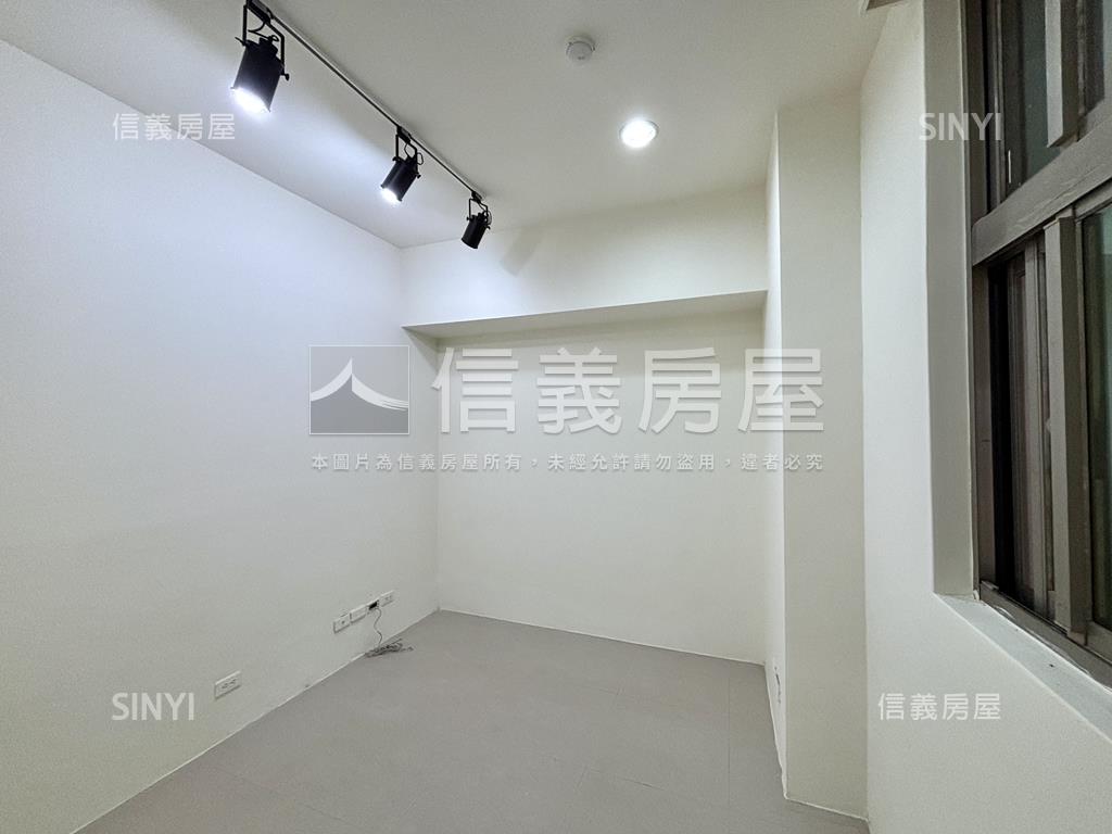 紅樹林鴻圖大展房屋室內格局與周邊環境