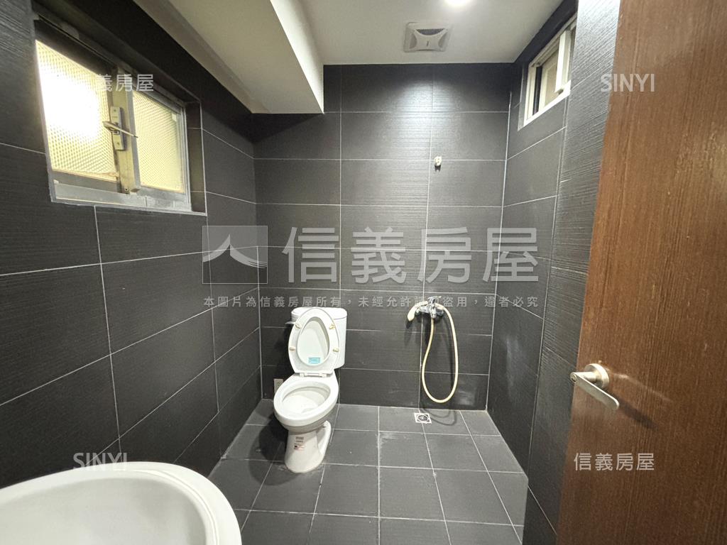 紅樹林鴻圖大展房屋室內格局與周邊環境