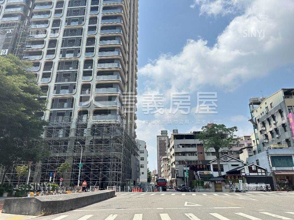 醫界名宅四房雙車位露臺戶房屋室內格局與周邊環境
