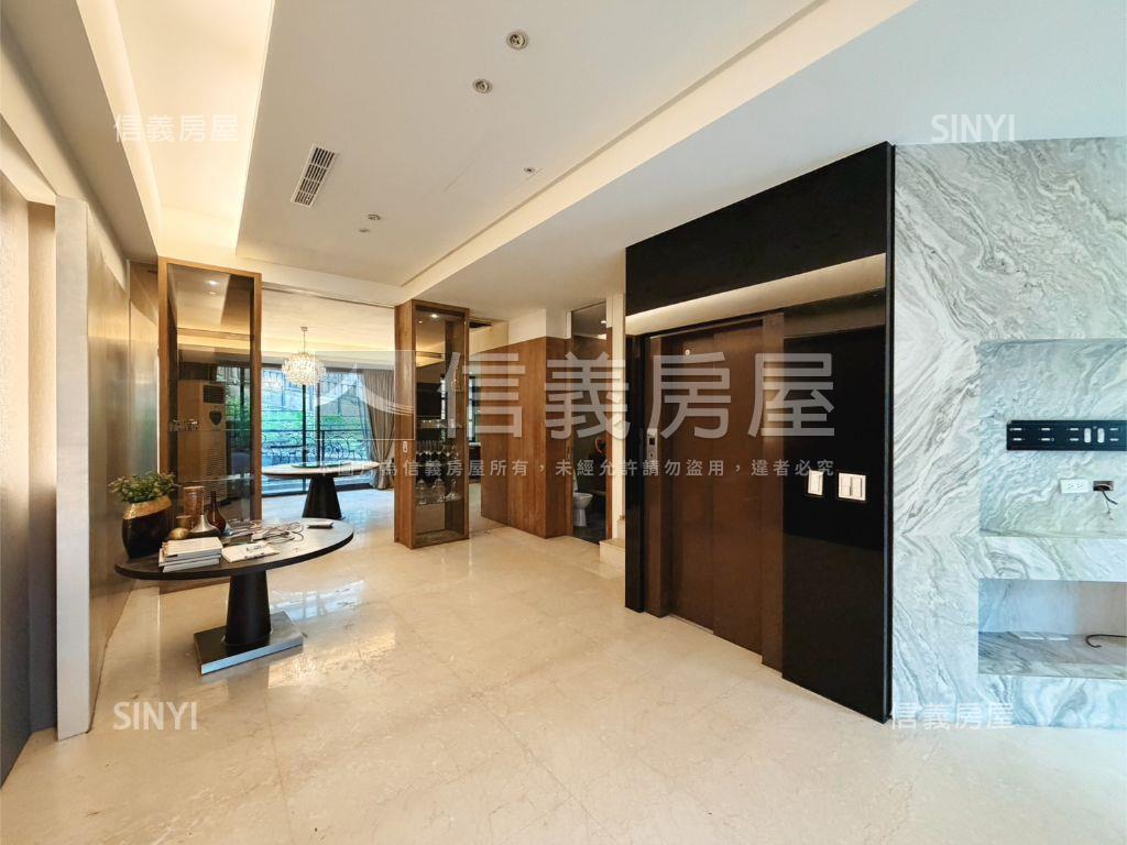 西班牙美術★珍藏電梯別墅房屋室內格局與周邊環境