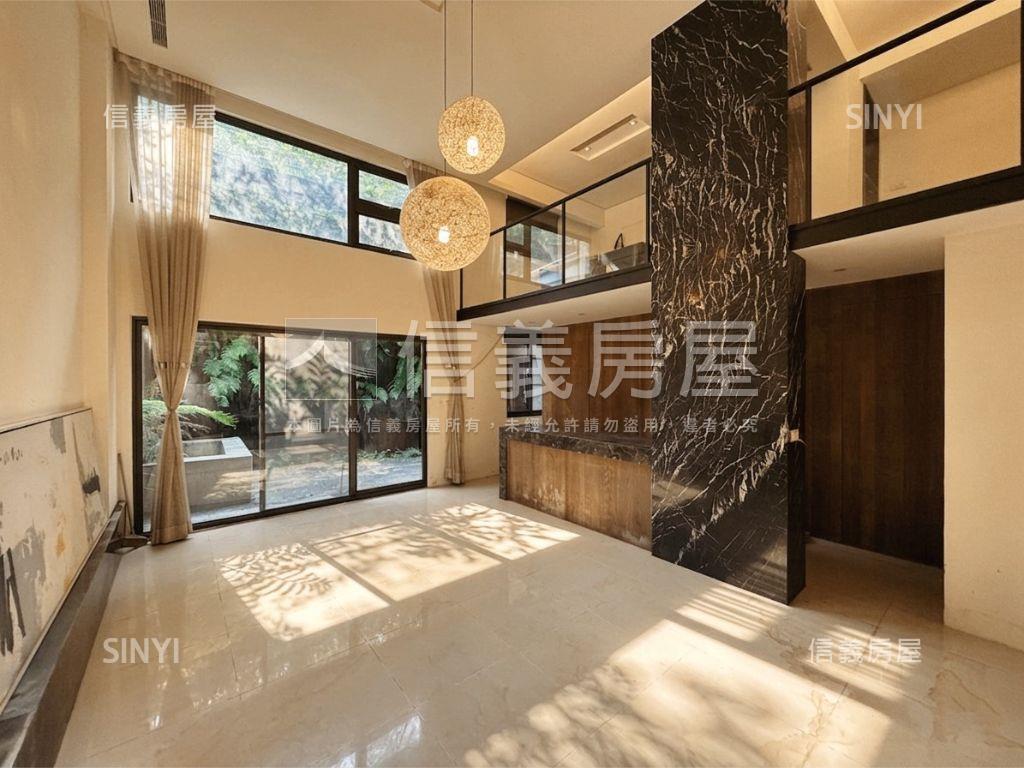 西班牙美術★珍藏電梯別墅房屋室內格局與周邊環境