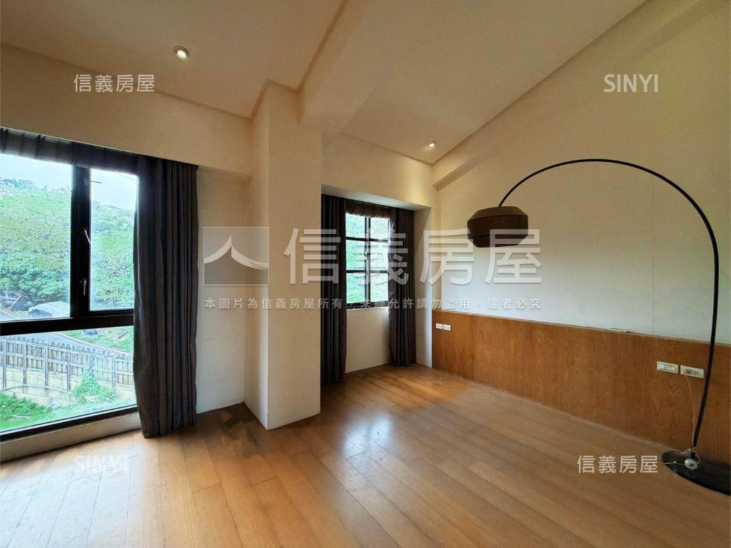 西班牙美術★珍藏電梯別墅房屋室內格局與周邊環境