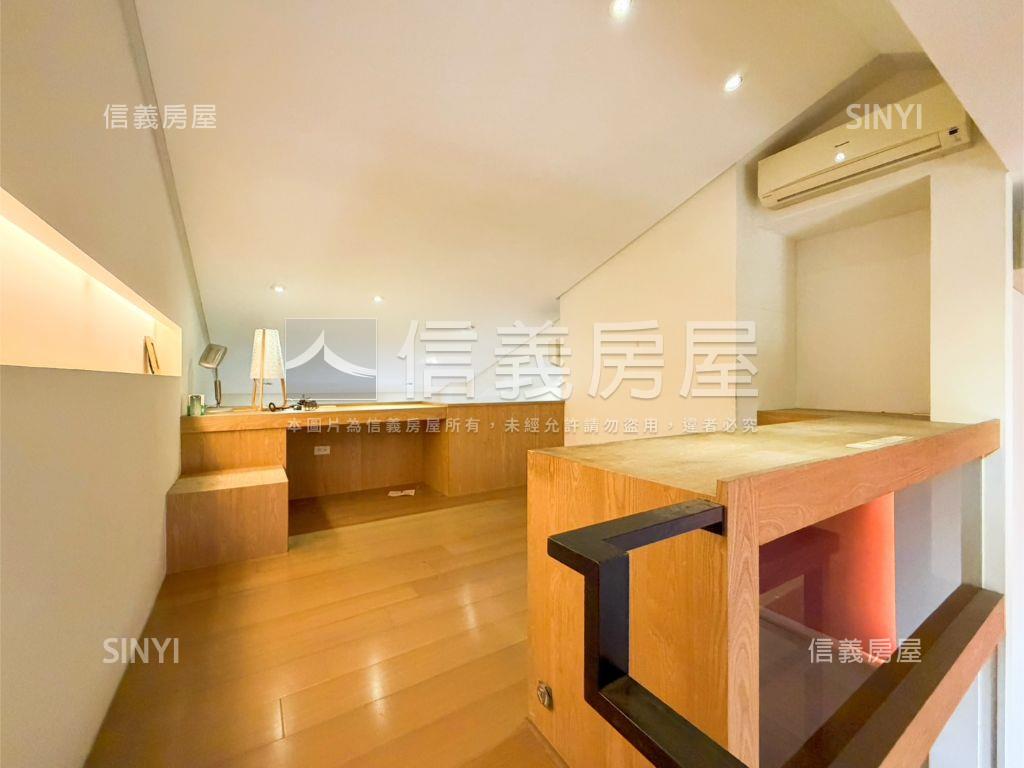 西班牙美術★珍藏電梯別墅房屋室內格局與周邊環境