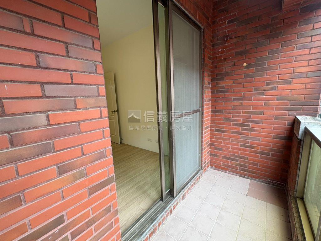 中悅大利士滿福三房美屋房屋室內格局與周邊環境