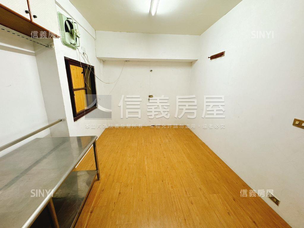 觀光大樓綠意景觀３房房屋室內格局與周邊環境