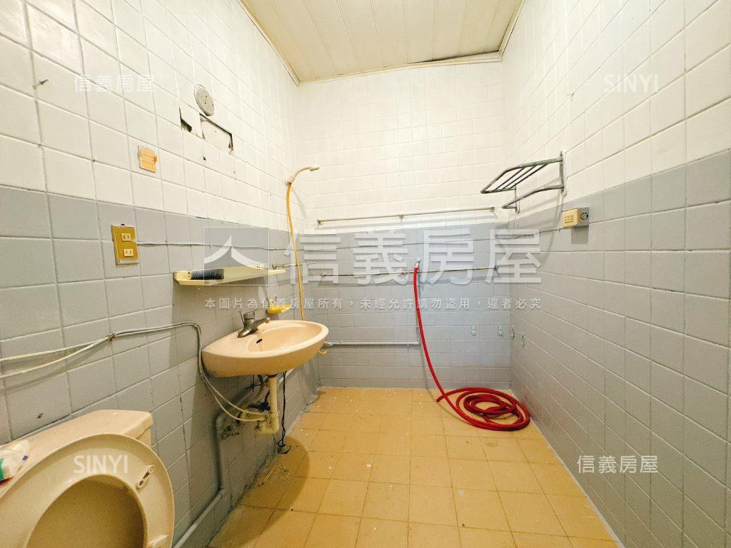 觀光大樓綠意景觀３房房屋室內格局與周邊環境