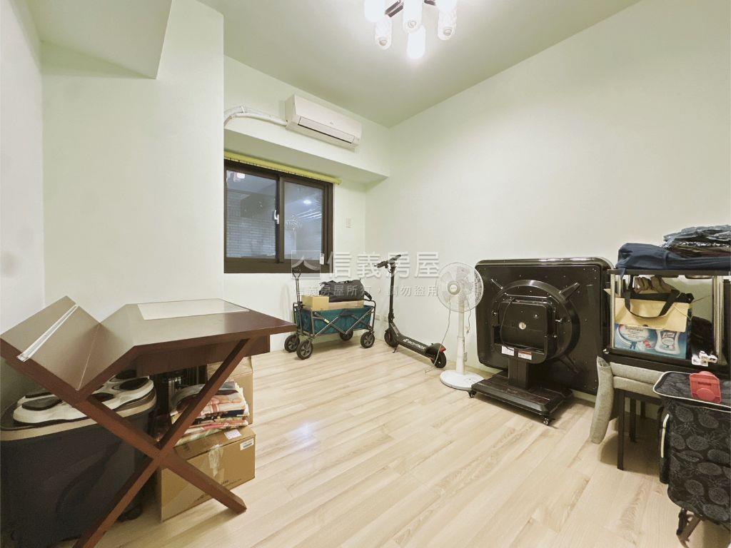 近惠文國小美宅四房平車房屋室內格局與周邊環境
