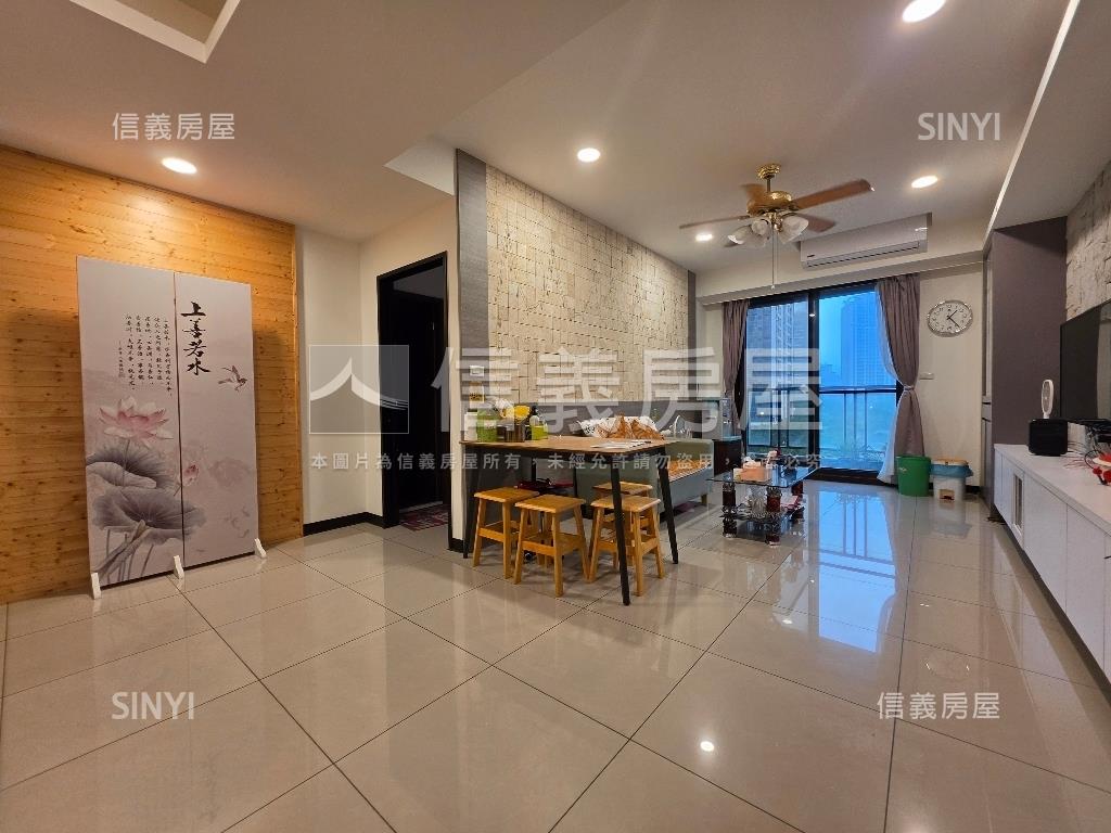 诶！樂捷市稀有三房車位房屋室內格局與周邊環境