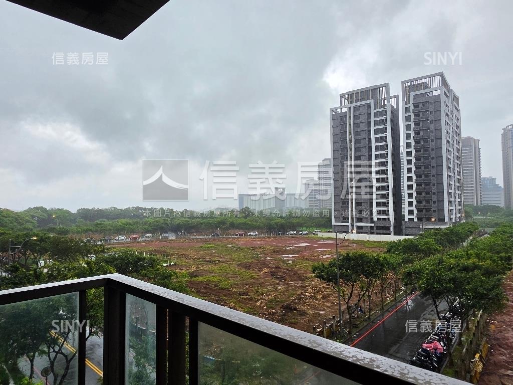 诶！樂捷市稀有三房車位房屋室內格局與周邊環境