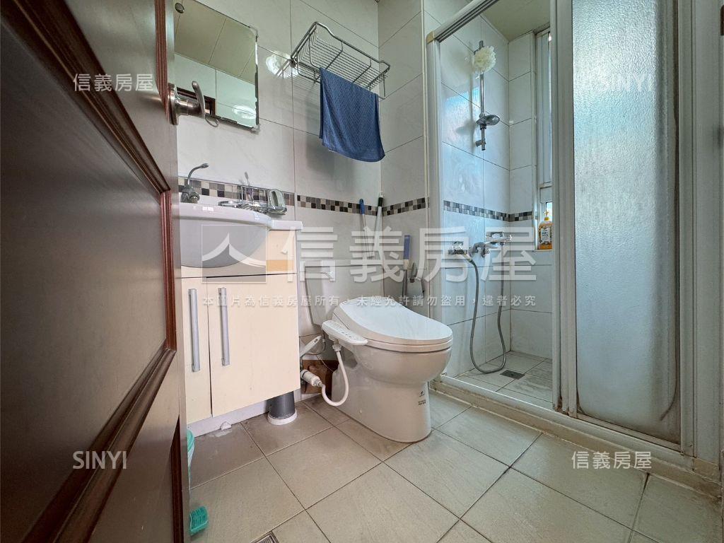 美景景觀４房平面車位房屋室內格局與周邊環境