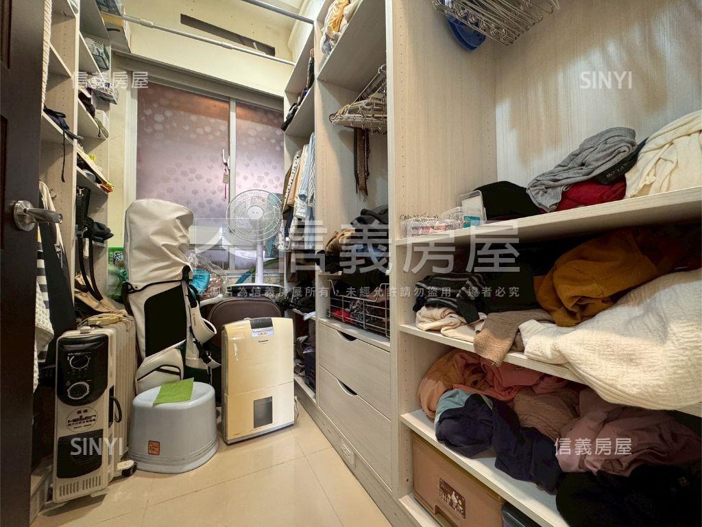 美景景觀４房平面車位房屋室內格局與周邊環境