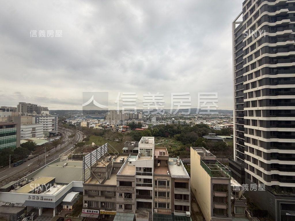 公園１號高樓層角間兩房房屋室內格局與周邊環境
